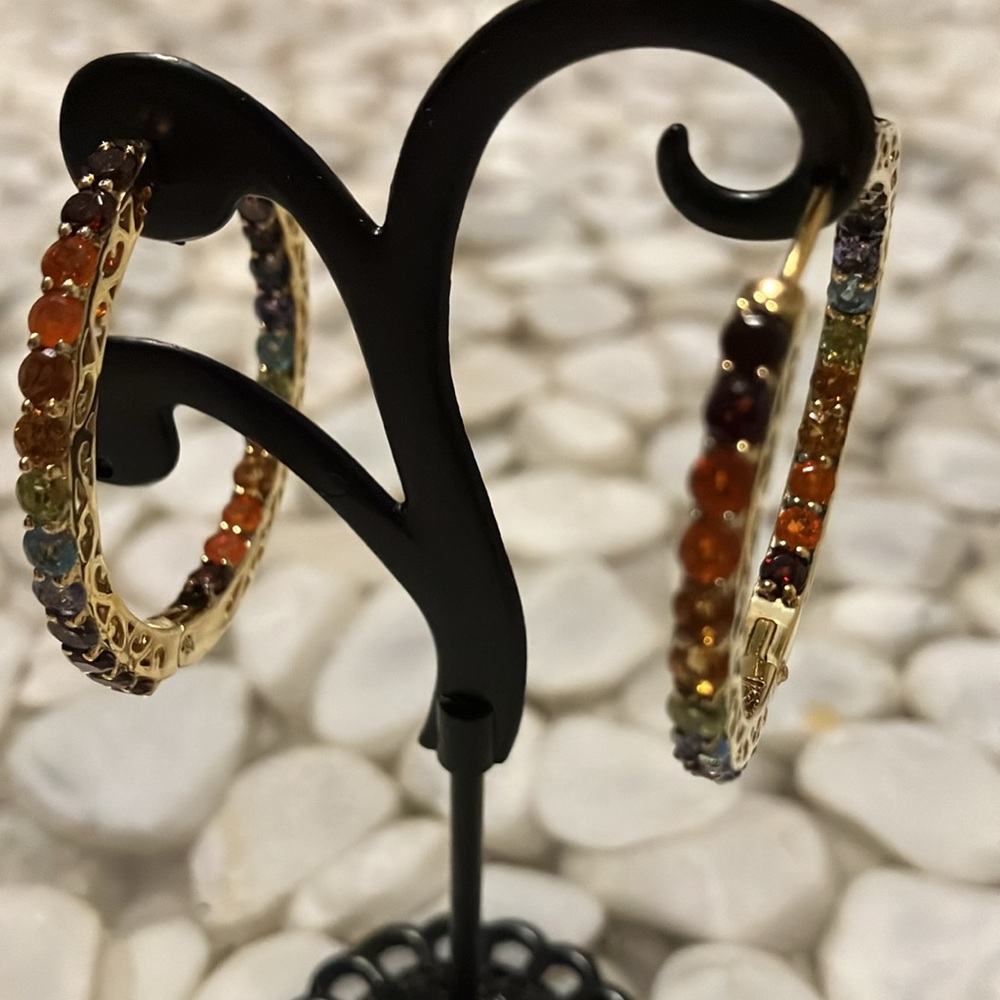Beautiful NWOT Inside Out Rainbow Gemstone Hoop Earrings